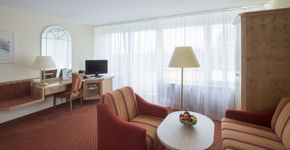 Dekra Congresshotel Wart Altensteig Ngoại thất bức ảnh